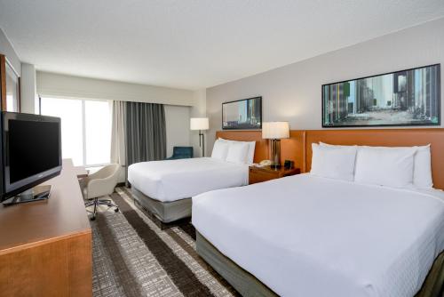 2 double beds