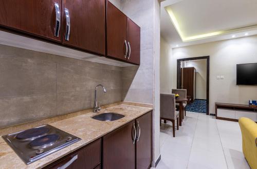 ห้องครัว, The Palace Hotel Suites8 near สนามบินภูมิภาคอับฮา