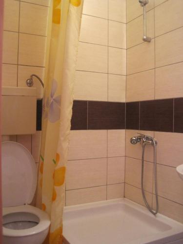 Twin Room with Private Bathroom