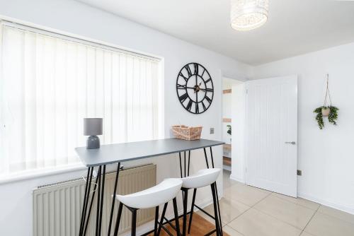 4BDR house,8 guests, Contractor Friendly, Holiday home, Close to Amenities gîte à louer Barnby Dun