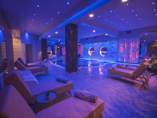 온수 욕조, Pantelidis Hotel & Spa in 프톨레마이다