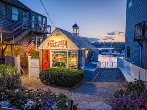 Sally Webster Inn - image 7