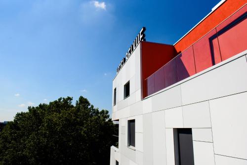 Hôtel Belvue - image 11
