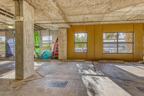Horseshoe Bay Hideaway - image 13