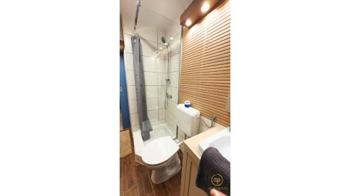 Studio EMA - Tartini Square