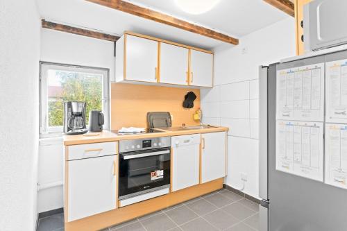 設施, DZ03 Praktische Monteurwohnung 6 Einzelbetten in 迪欽根