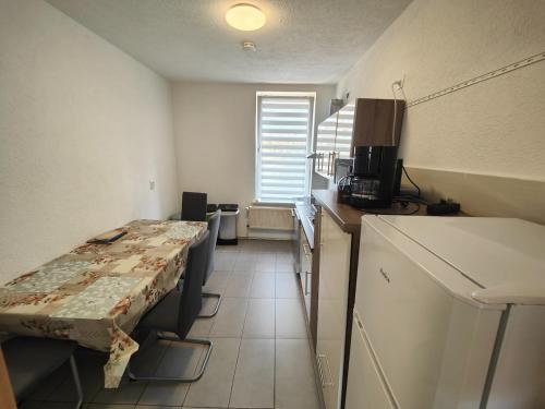 Cocina, Komfortable & Ruhige Unterkunft in Merseburg für Arbeiter & Urlauber (Komfortable & Ruhige Unterkunft in Merseburg fur Arbeiter & Urlauber) in Merseburg