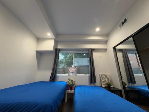 The Blue Hostel - Private Room With Private Bath - USC - DTLA - BMO Stadium - LA OLYMPIC - STAPLES CENTER, Los Angeles (fotografie 3)