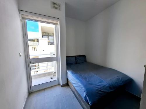 V86 - Agatha - Sliema Apartment near the Sea, Sliema (foto 8)