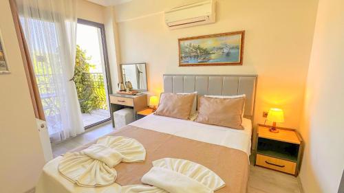 Deluxe Double Room with Sea View room in Royalis Boutique Suites