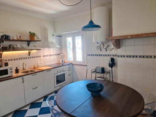 Riverfront 2 Bedrooms with Balcony Riverfront 2 Bedrooms with Balcony