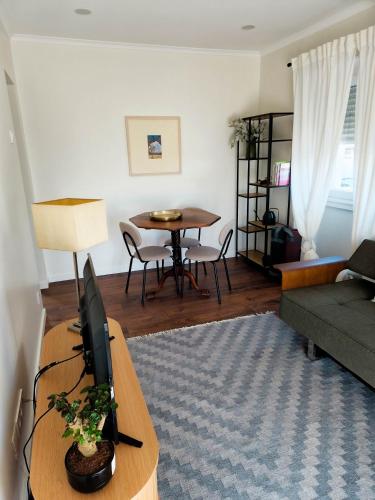 Riverfront 2 Bedrooms with Balcony Riverfront 2 Bedrooms with Balcony