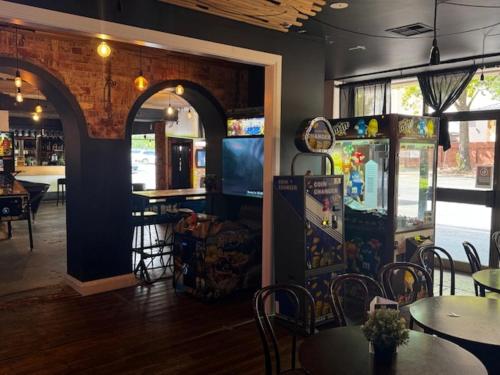 Restaurant, The Hampden Suites in Wagga Wagga