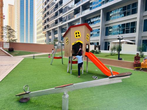Airvistas Elevate Living 1BHK, Dubai (photo 8)