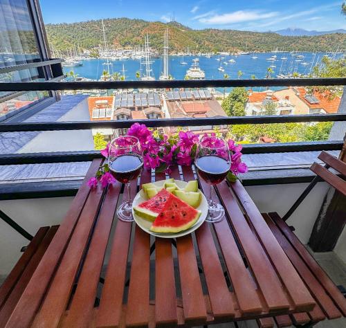 King Suite with Sea View image 4