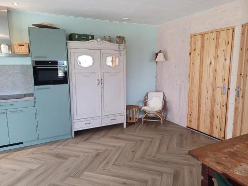 Vakantiehuisje het Hert, mooi centraal in Friesland in Poppingawier