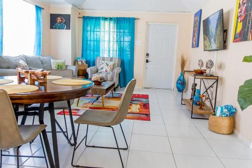 Tranquility Villa in Priory