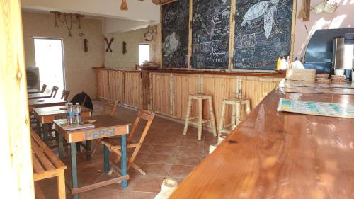 Restaurant, Serenity Lodge in Shark Bay