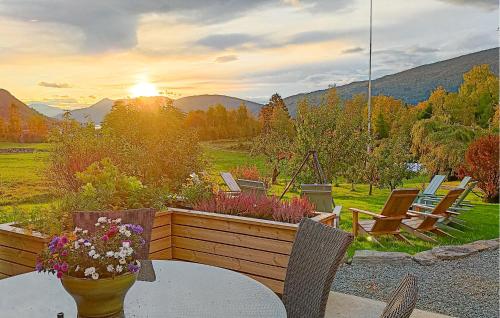 المنظر الخارجي, Nice Home In Stårheim With Wifi (Nice Home In Starheim With Wifi) in ستالهييم