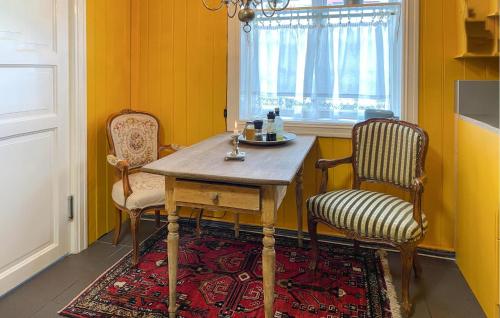 مطبخ, Nice Home In Stårheim With Wifi (Nice Home In Starheim With Wifi) in ستالهييم