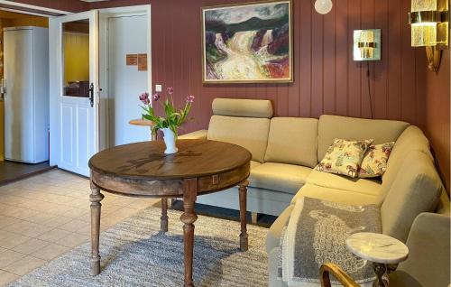 Nice Home In Stårheim With Wifi (Nice Home In Starheim With Wifi) in ستالهييم