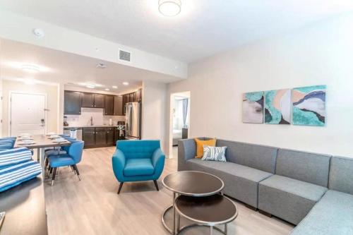 Stylish Apartment at Vista Cay - image 6