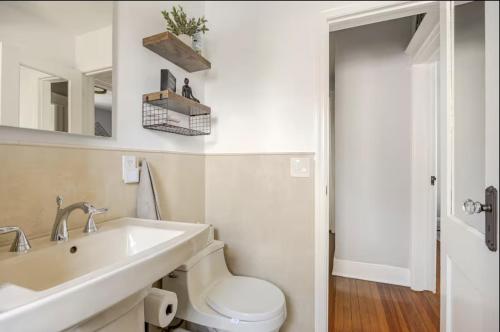 Casa De Paz II - Min from NYC The Heights Casa De Paz II - Min from NYC The Heights