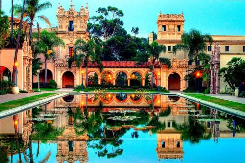Stay in the Heart of Hillcrest! in Balboa Park