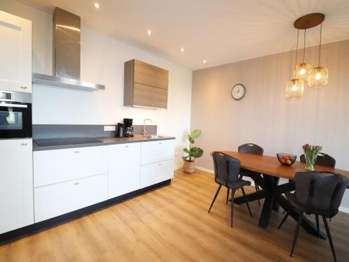 Apartment in Workum near IJsselmeer Beach, Workum (foto 10)