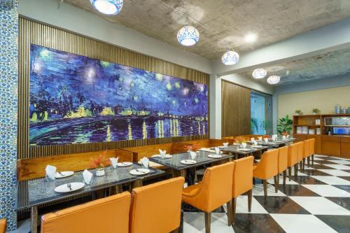 Walnut Riverside Resort in Shogran