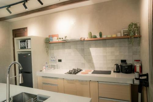 Kitchen, Balai Mabini in Dicarma