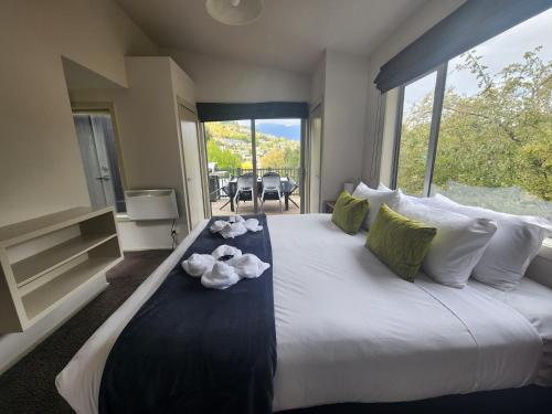 Pinewood Queenstown in Queenstown