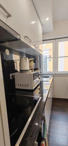 Studios of the Panteão, 2nd floor, Lisbon (photo 8)