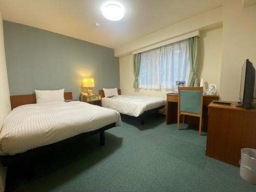 room detail thumbnail 2