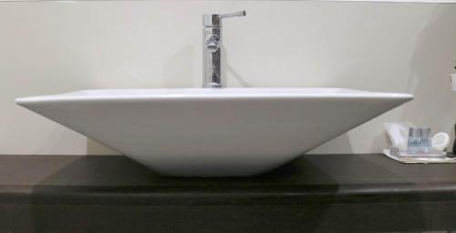 Luxury Quadruple Room image 6