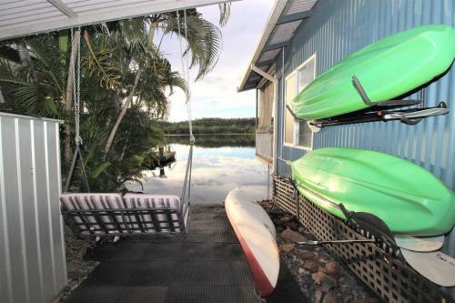 . Bungalow 32 at Lake Bennett 2 Brm home