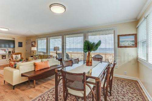 1308 South Fletcher - image 7