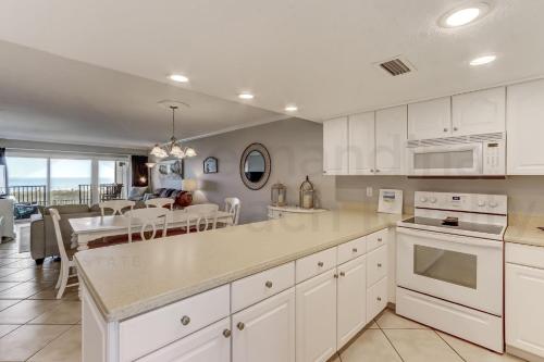 Amelia South Condo - image 7