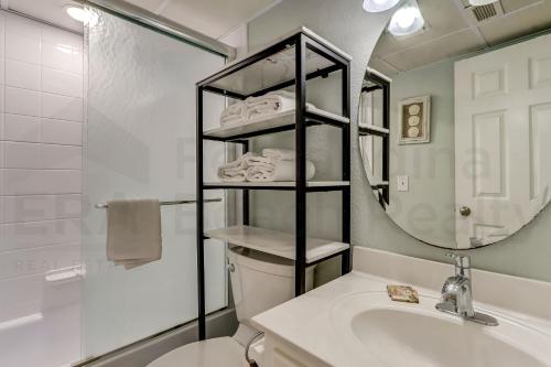 Amelia South Condo - image 9