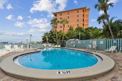 Coastal Retreat I Unbeatable Location I Sleeps 8