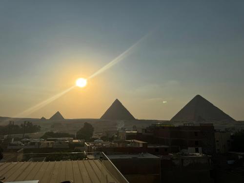 Magic pyramids Eden Magic pyramids Eden