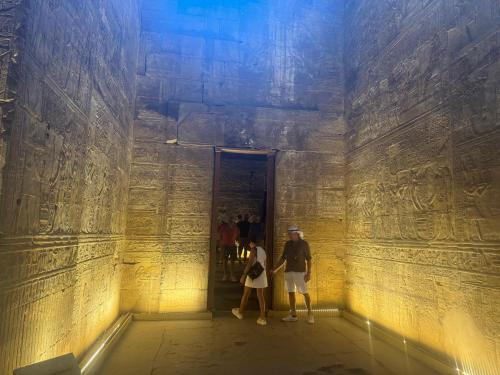 Magic pyramids Eden Magic pyramids Eden