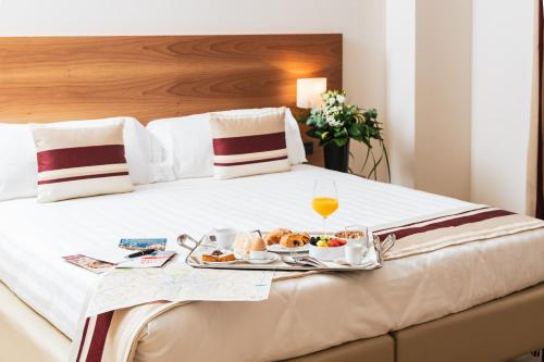 Hotel Royal Falcone - image 13