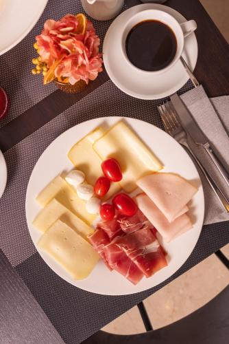 Hotel Royal Falcone - image 4