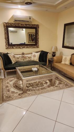 2 bedroom fully furnished Apartment - image 5