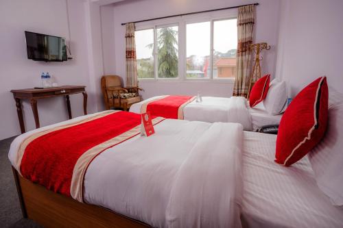 Standard Double Room image 4