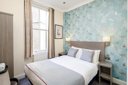 OYO Bakers Hotel - main image