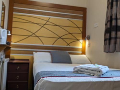 OYO Vegas Hotel - image 11