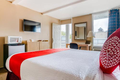 OYO Hotel Wichita Falls - Downtown - image 12