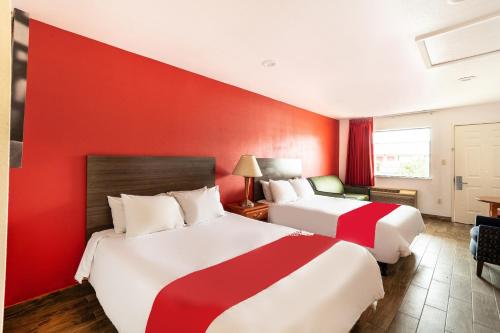 Photo - OYO Hotel San Antonio near AT&T Center